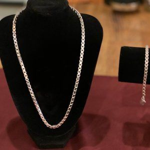 Tiffany & Co. Venetian Link Necklace (18 inches)